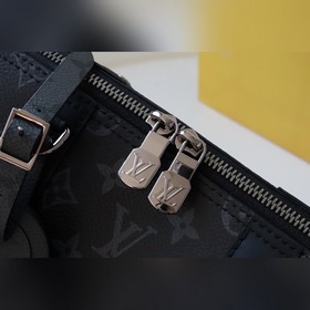 LV Артикул： M45936 Черный цветок Серия сумок-подушек Speedy Кл