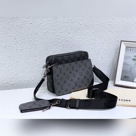 LV Модель M69443 Мужской комплект из трех предметов： сумка через