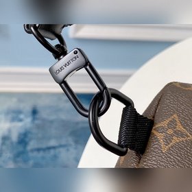 LV Avenue сумка через плечо, модель M41718 Эта сумка через плечо