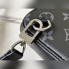 LV Модель： M30741 Новая серия Taigarama представляет новую модел