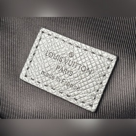 LV Модель： M30833 Сумка через плечо Изготовлена из кожи парусины