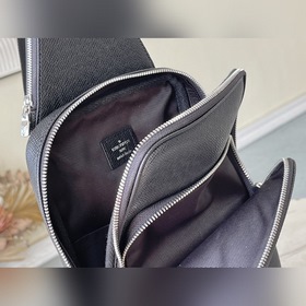 LV Модель： M41719 Новая модель сумки через плечо с крестообразны
