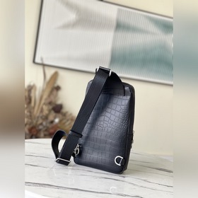 LV Артикул： N41720 Сумка через плечо Avenue Черный с крокодиловы