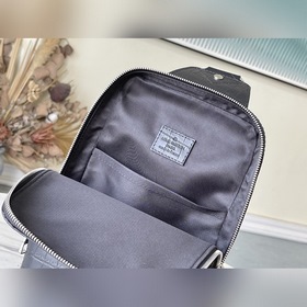 LV Артикул： N41720 Сумка через плечо Avenue Черный с крокодиловы