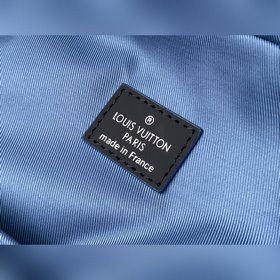 LV Модель N40275 Avenue — это спортивный рюкзак. Изготовлена из к
