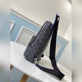 LV Модель N40275 Avenue — это спортивный рюкзак. Изготовлена из к