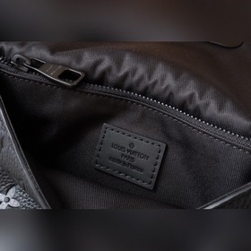 LV Артикул： M58487 Сумка из черной кожи с тиснением, элегантный