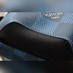 LV AVENUE Серия сумок на грудь Артикул： N40403, полностью синий