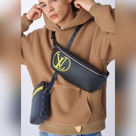 LV Модель M55131 Черная кожа Epi с буквенным декором придает пояс