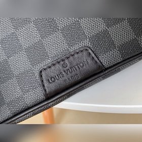 LV BUMBAG Поясная сумка Модель (M44336) Повседневный стиль Униве