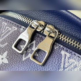 LV Модель： M20587 Поясная сумка Изготовлена из мягкой кожи, с п