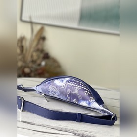 LV Модель： M20587 Поясная сумка Изготовлена из мягкой кожи, с п