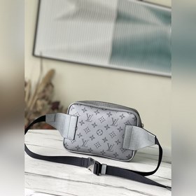 LV Модель： M30245 Серебристый, ограниченная серия Поясная сумка