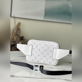 LV Модель： M30247 Лимитированная серия поясных сумок Сочетание п