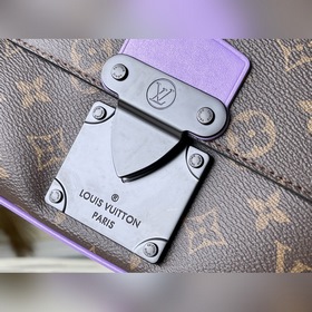 LV Модель： M45807 Фиолетовый поясной чехол Сумка оснащена магнит