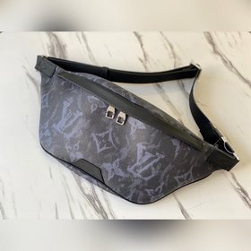 LV Модель M57276 Поясная сумка Discovery Модель с мотивом Monog