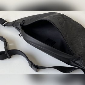 LV Артикул： M57289 Поясная сумка Discovery Изготовлен из мягкой