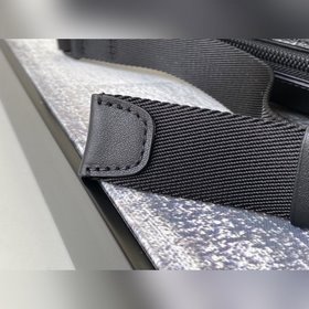 LV Артикул： M57289 Поясная сумка Discovery Изготовлен из мягкой