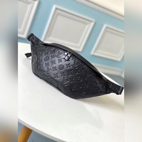 LV Артикул： M44388 Поясная сумка Discovery Изготовлен из мягкой
