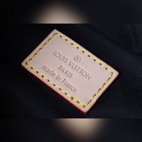 LV BUMBAG Поясная сумка Модель M43644 Изготовленный из классичес