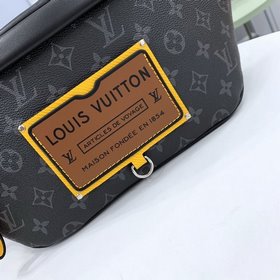 Поясная сумка LV Discovery, модель M45220, черная с цветочным узо