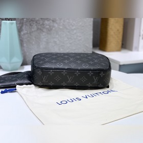 LV Модель： M42906 Поясная сумка. Уникальный дизайн с косым ремнем
