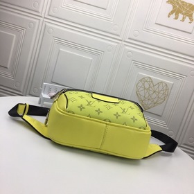 LV Модель № 30245 Лимитированная серия Outdoor поясная сумка Соче