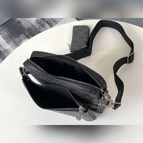 LV Модель M69443 Trio Почтовая сумка Изготовлена из ткани Monogra