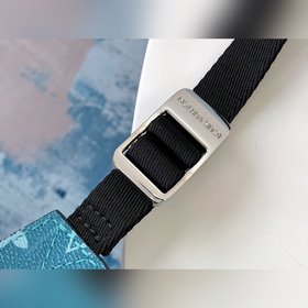 LV Модель M30241 OUTDOOR Почтовая сумка Louis Vuitton встречает в
