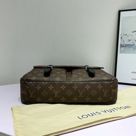 LV Модель M41643 N41500 Christopher Почтовая сумка Сочетает в себ