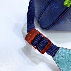 LV Messenger Small Messenger Bag, модель M43843  Новая сумка-мес