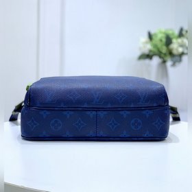 LV Messenger Small Messenger Bag, модель M43843  Новая сумка-мес
