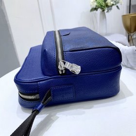 LV Модель M30242 M30233 OUTDOOR Почтовая сумка Louis Vuitton встр