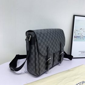 LV Модель M41643 N41500 Christopher Почтовая сумка Сочетает в себ