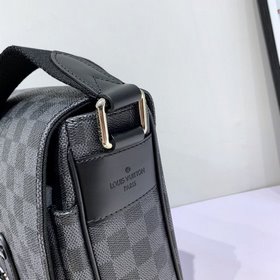 LV Модель M41643 N41500 Christopher Почтовая сумка Сочетает в себ
