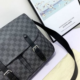 LV Модель M41643 N41500 Christopher Почтовая сумка Сочетает в себ
