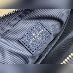 LV Артикул： M57840 Сумка Trio Сумка с зернистой кожей, пропитан