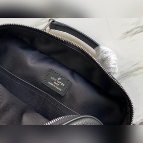 LV Артикул： M57287 Кожаный чемодан Flight Case С сумкой Flight C