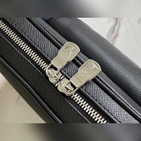LV Артикул： M30703 Сумка-почтальон Outdoor Сложный процесс инкр