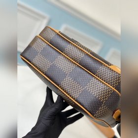 LV Модель： N40359 Nil Почтовая сумка Из совместной коллекции Вир