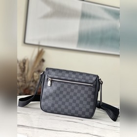 LV Артикул： N42710 Черный маленький почтальон Изготовлена из про