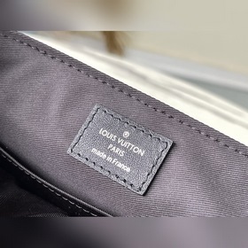 LV Артикул： N42710 Черный маленький почтальон Изготовлена из про