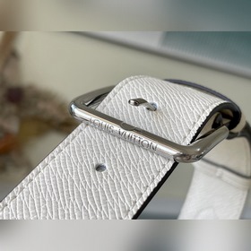 LV Модель： M30813 Белый  Новая сумка-почтальон с клапаном Тонка