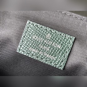 LV Артикул： M30861 Зеленая сумка-почтальон небольшого размера Из