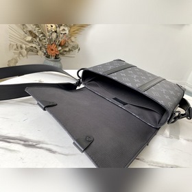 LV Модель： M45727 Компактная прямоугольная сумка Trunk Изготовл