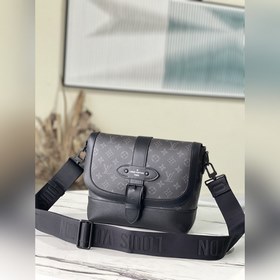 LV Модель： M45911 Черный с цветочным узором Сумка-почтальон Дан