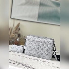 LV Модель： M46104 Почтовая сумка Современный подход коже. Мягка