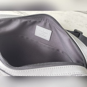 LV Модель： M46104 Почтовая сумка Современный подход коже. Мягка