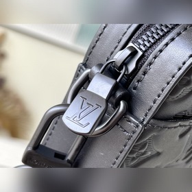 LV Модель： M69827 Почтовая сумка Классический узор, выбитый на к