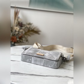LV Артикул： N50068 Белая клетка Trio Почтовая сумка Модель из тк
